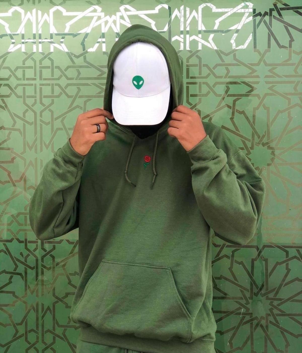 ROSE HOODIE.
