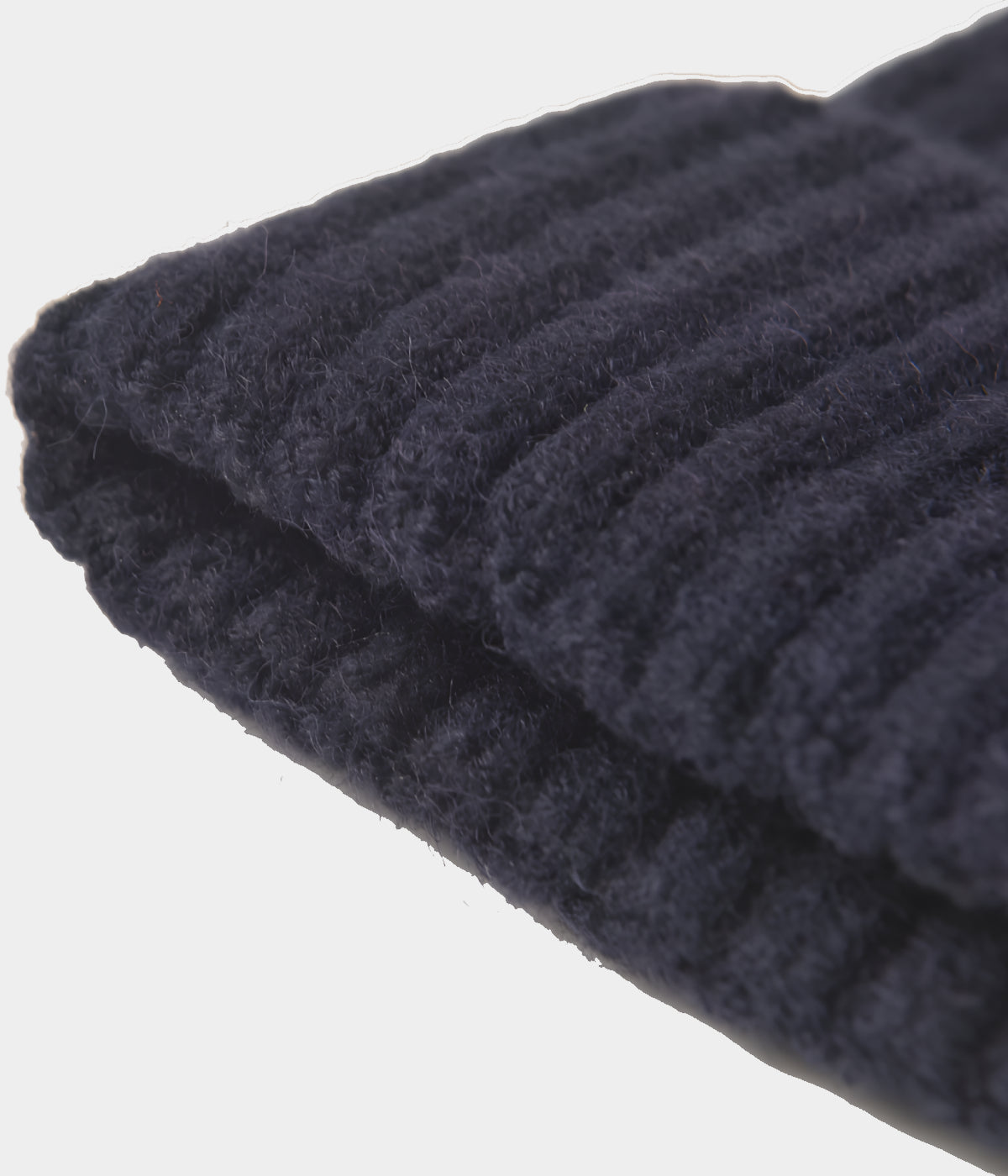 WOOL FISHERMAN BEANIE.