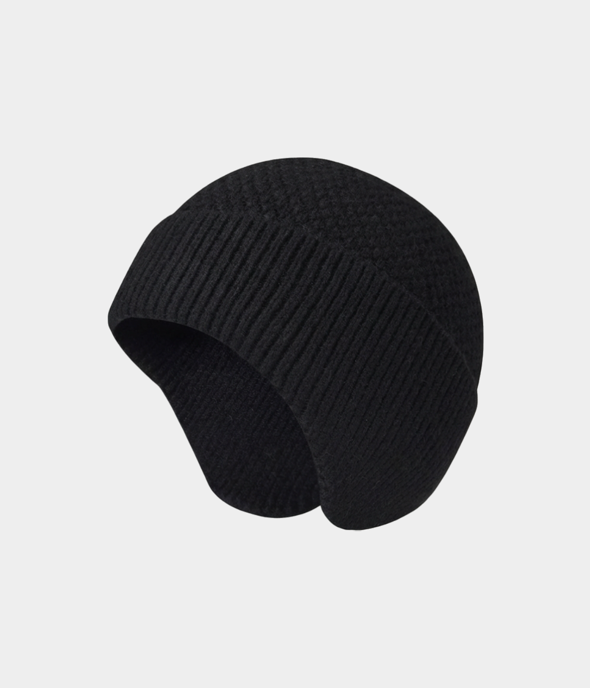 BONNET À OREILLETTES MOTIF.