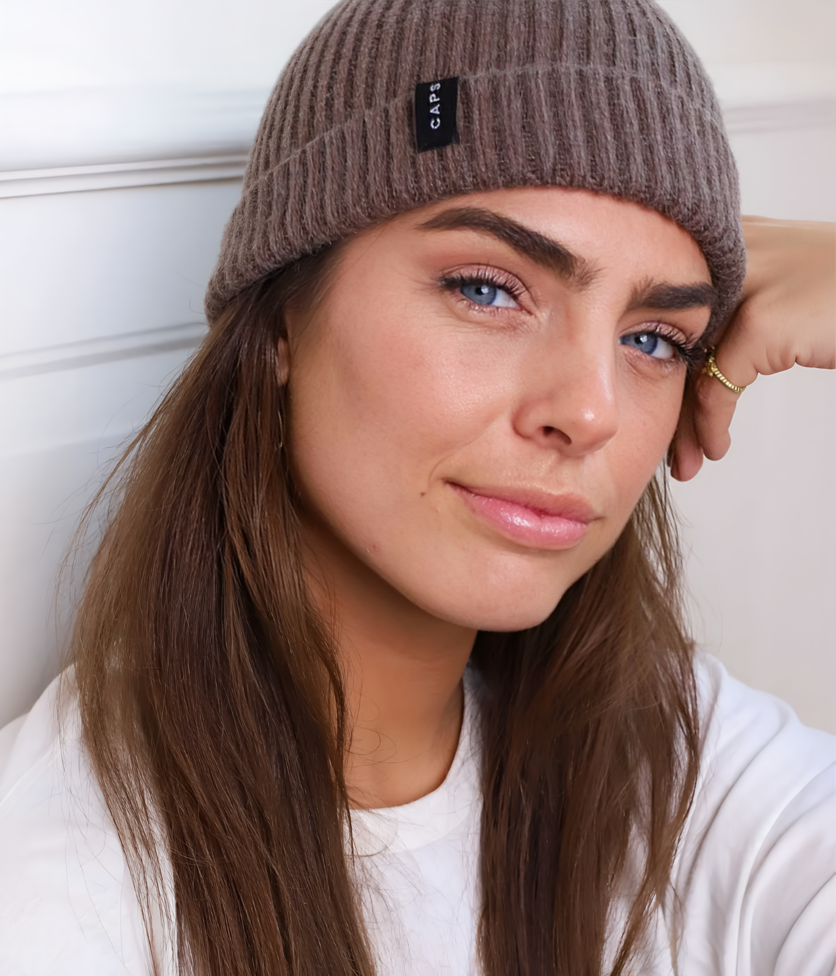 LOGO FISHERMAN BEANIE.