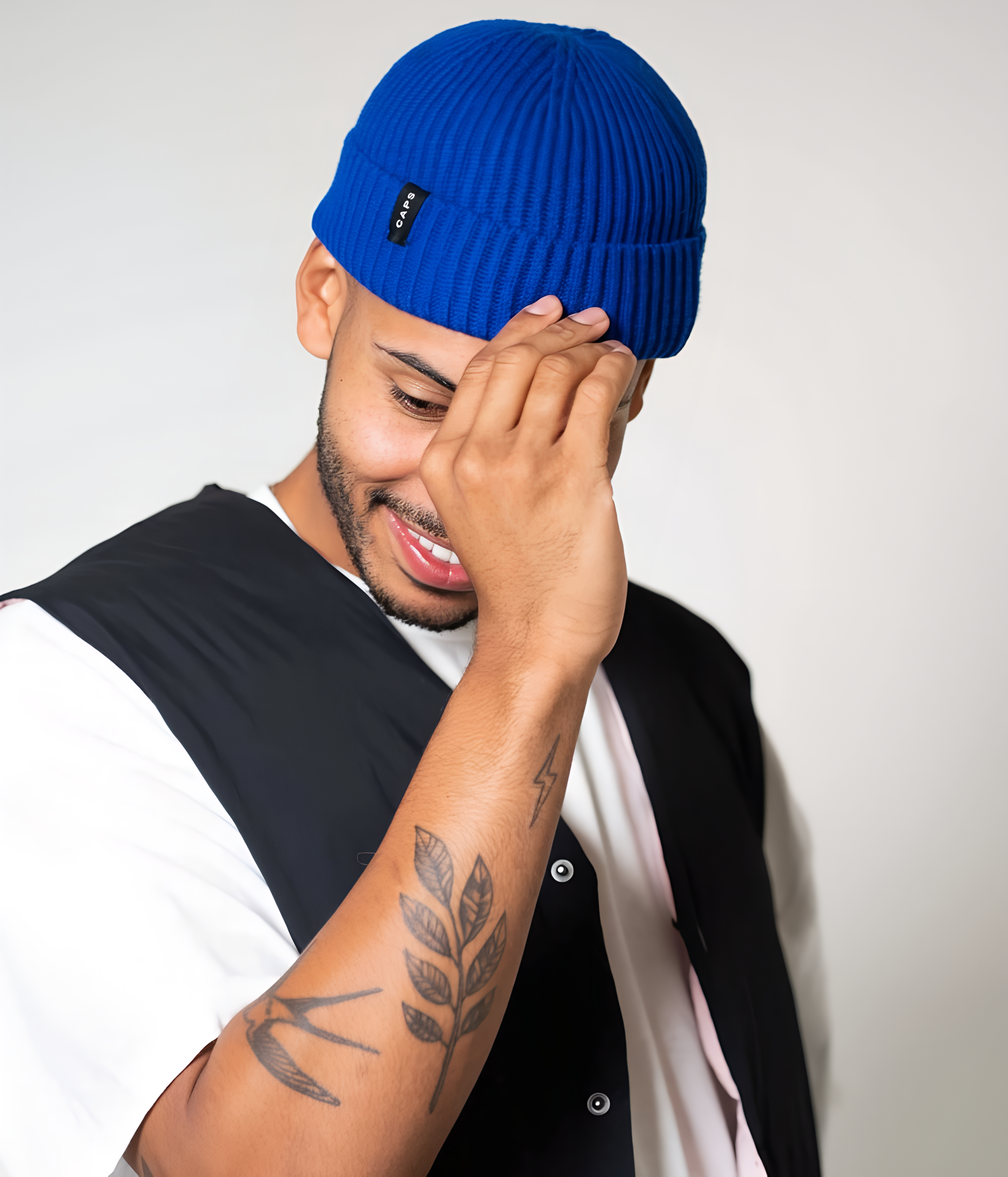 LOGO FISHERMAN BEANIE.