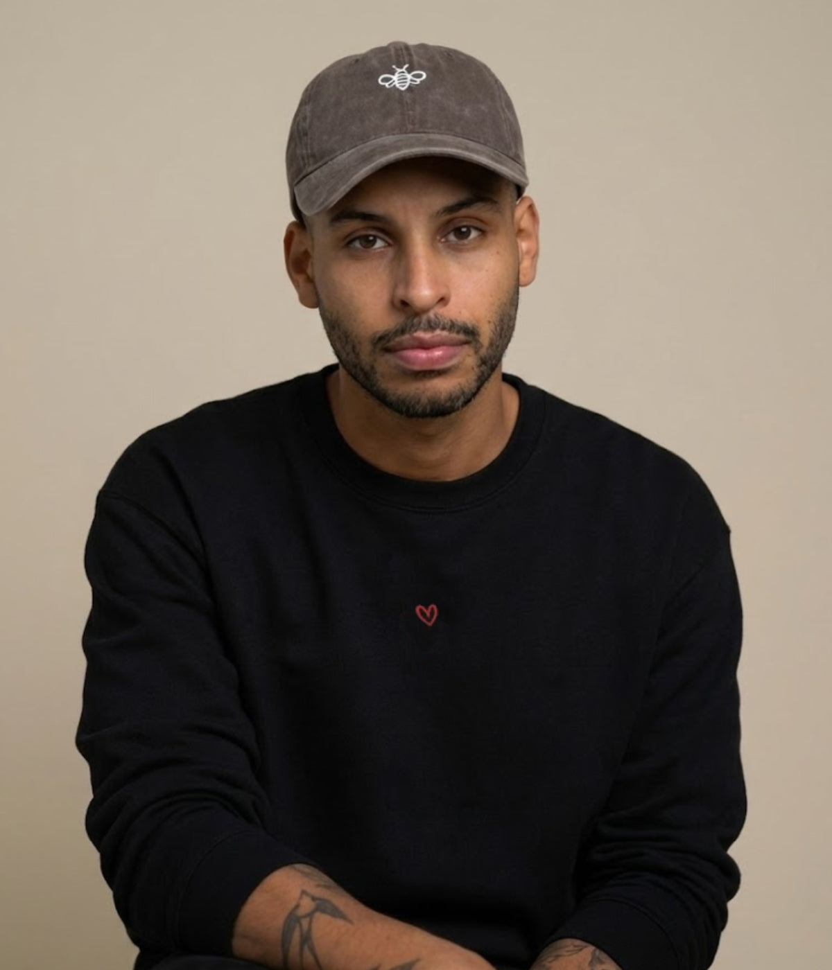 DRAWN HEART SWEATER.