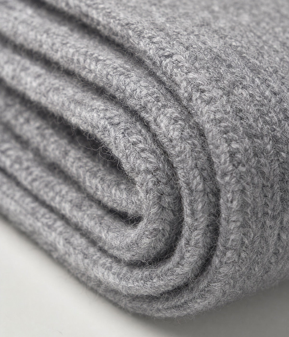 CLASSIC SCARF. knit scarf in LIGHT GRAY, soft knit texture close-up