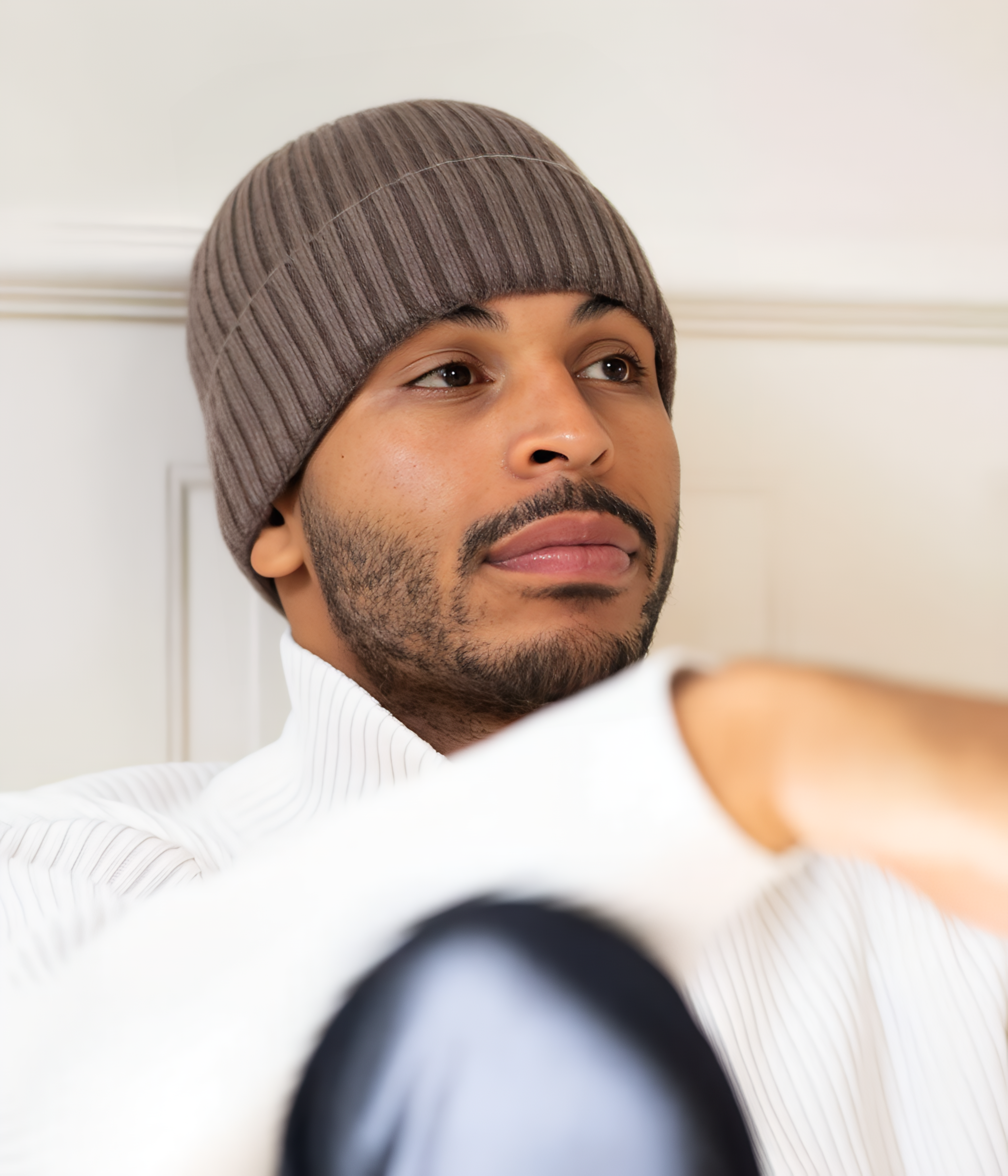CABLE BEANIE.