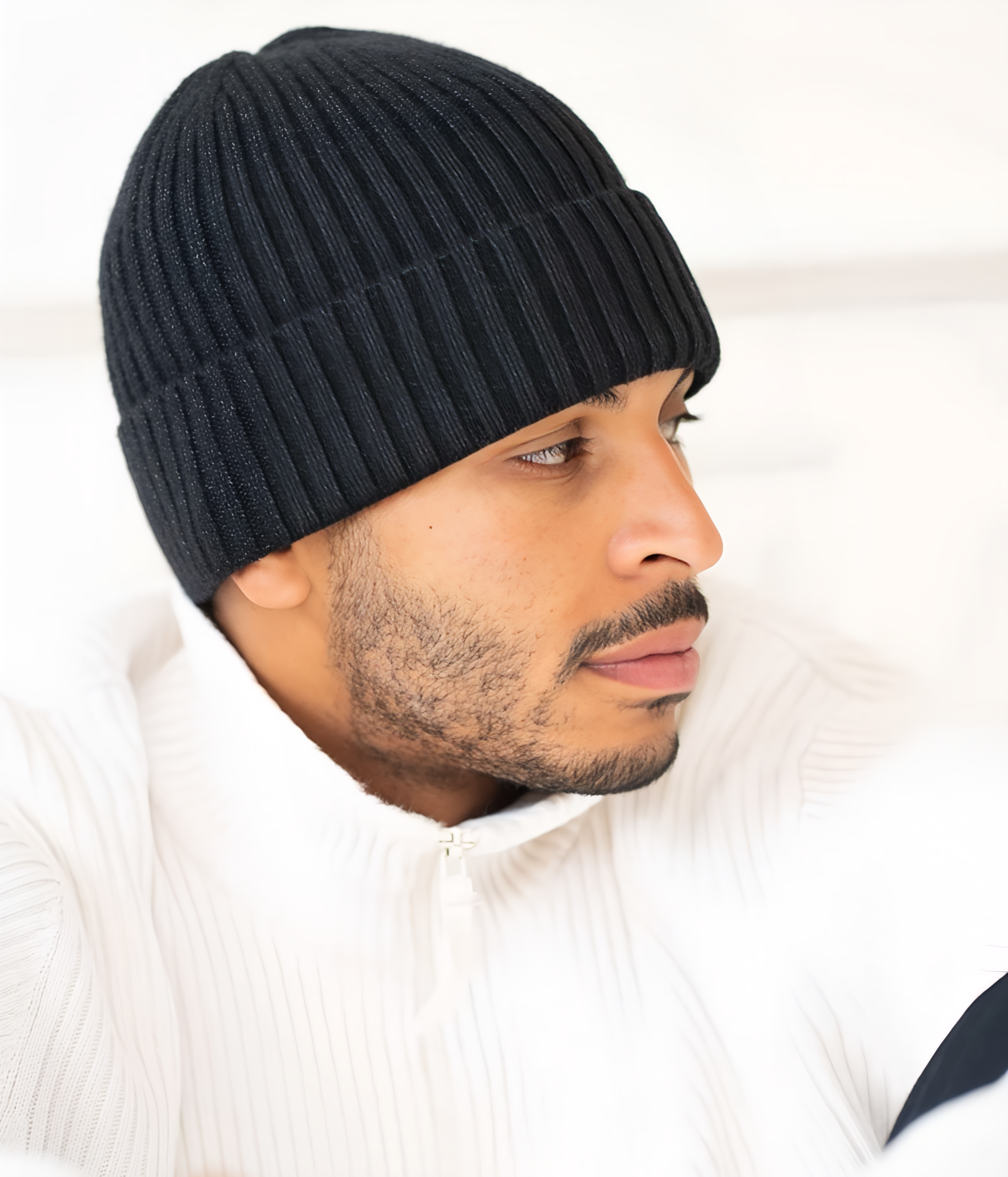 CABLE BEANIE.