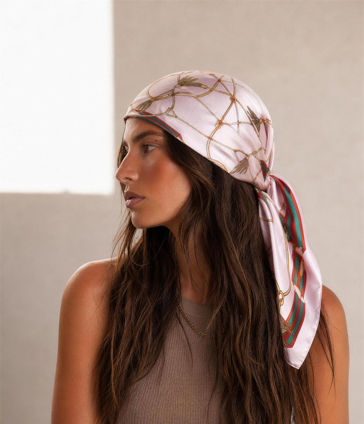 CHAIN HEAD SCARF. — PINK worn, profile