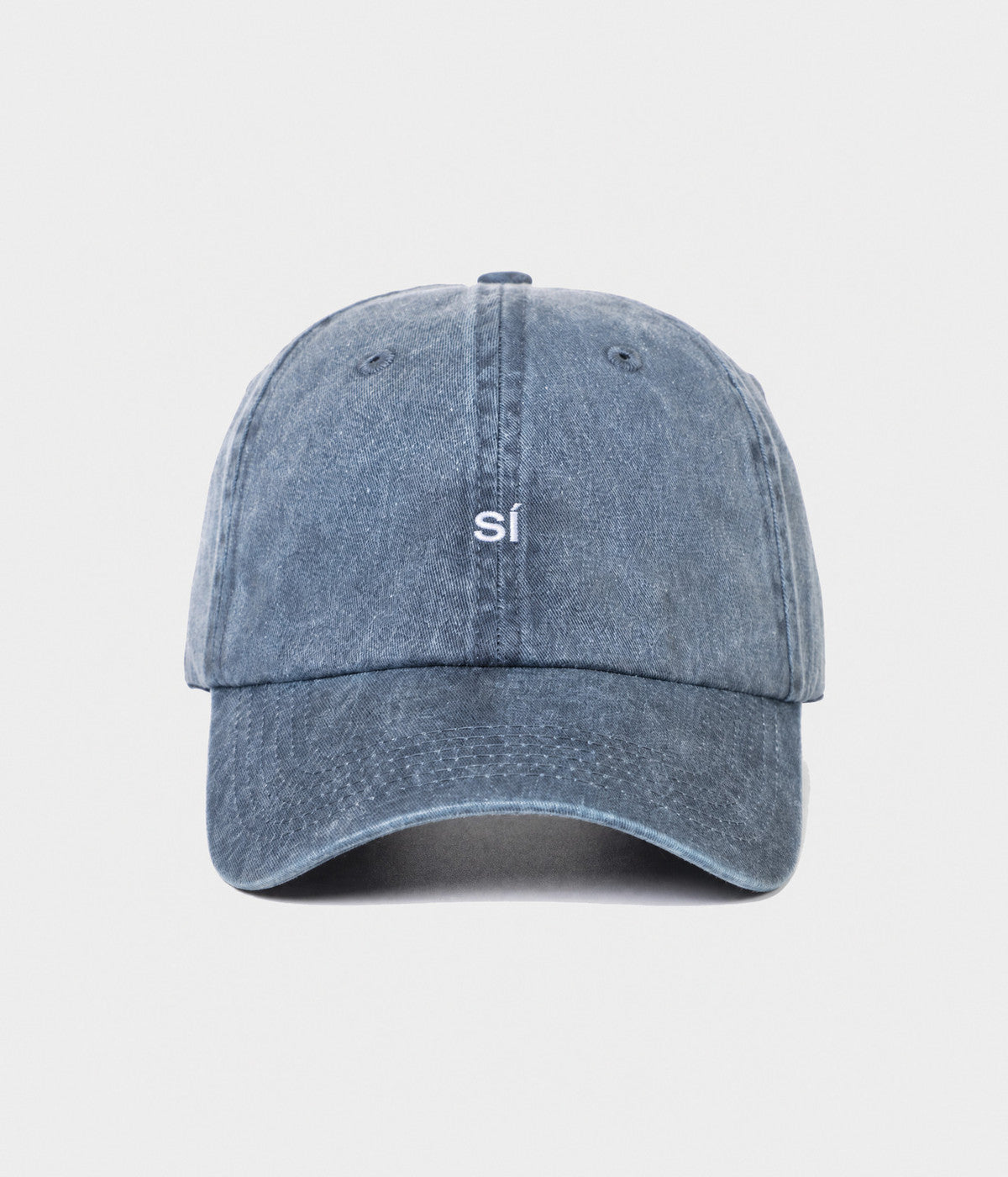 WASHED SÍ. washed cotton dad cap in NAVY, front view