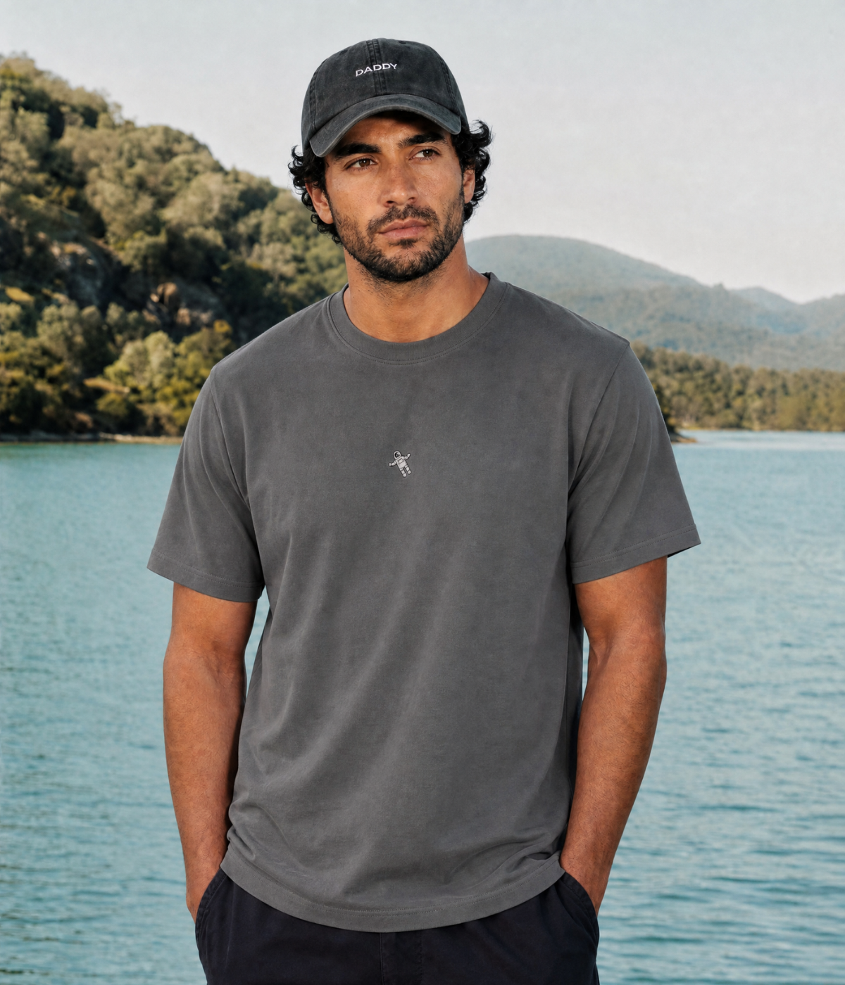 ASTRO TEE.-CAPS
