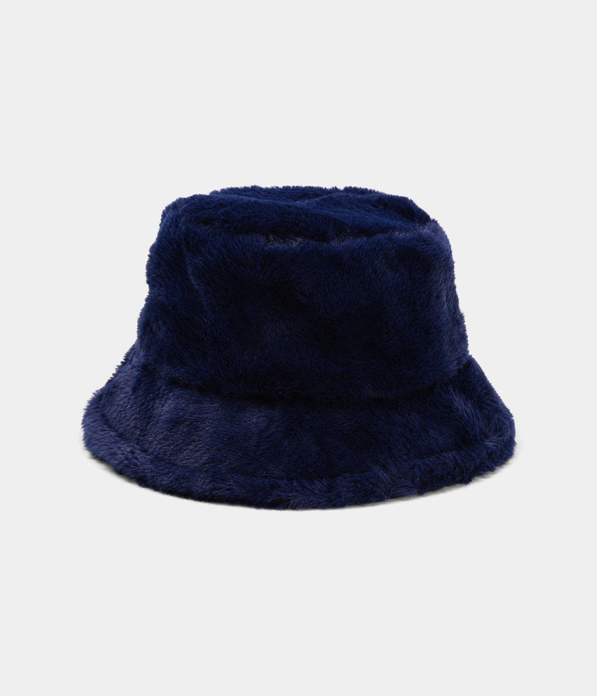 PLUSH BUCKET. faux-fur bucket hat in NAVY, front view