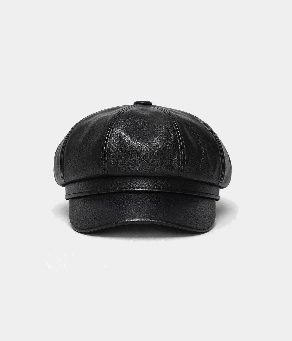FAUX LEATHER NEWSBOY. faux-leather newsboy cap in BLACK, front view