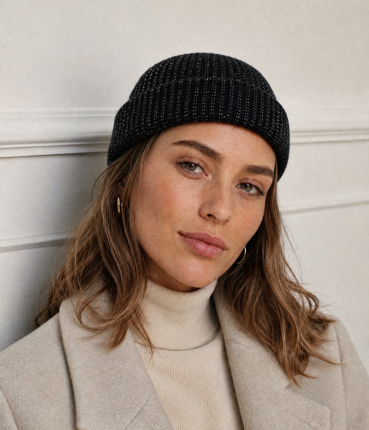 REFLECTIVE BEANIE. — BLACK worn