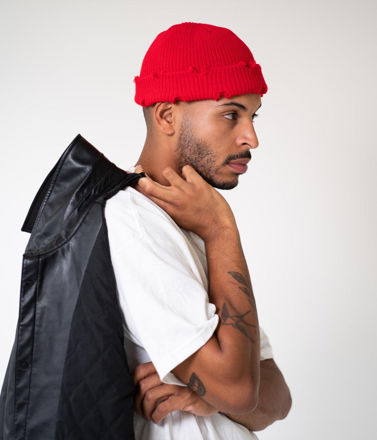 RIPPED FISHERMAN BEANIE 3-PACK. — RED worn