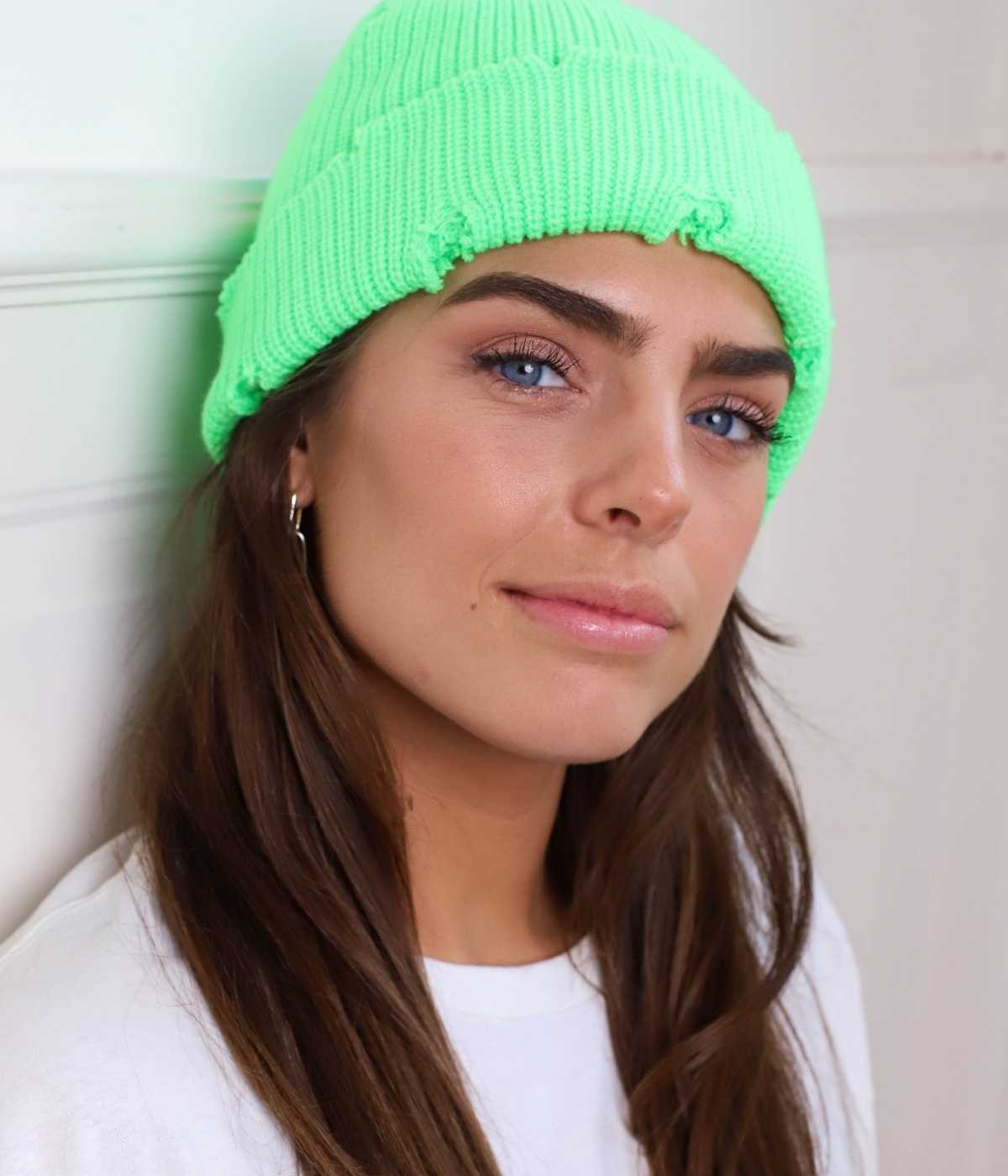 GORRO DE PESCADOR RASGADO.