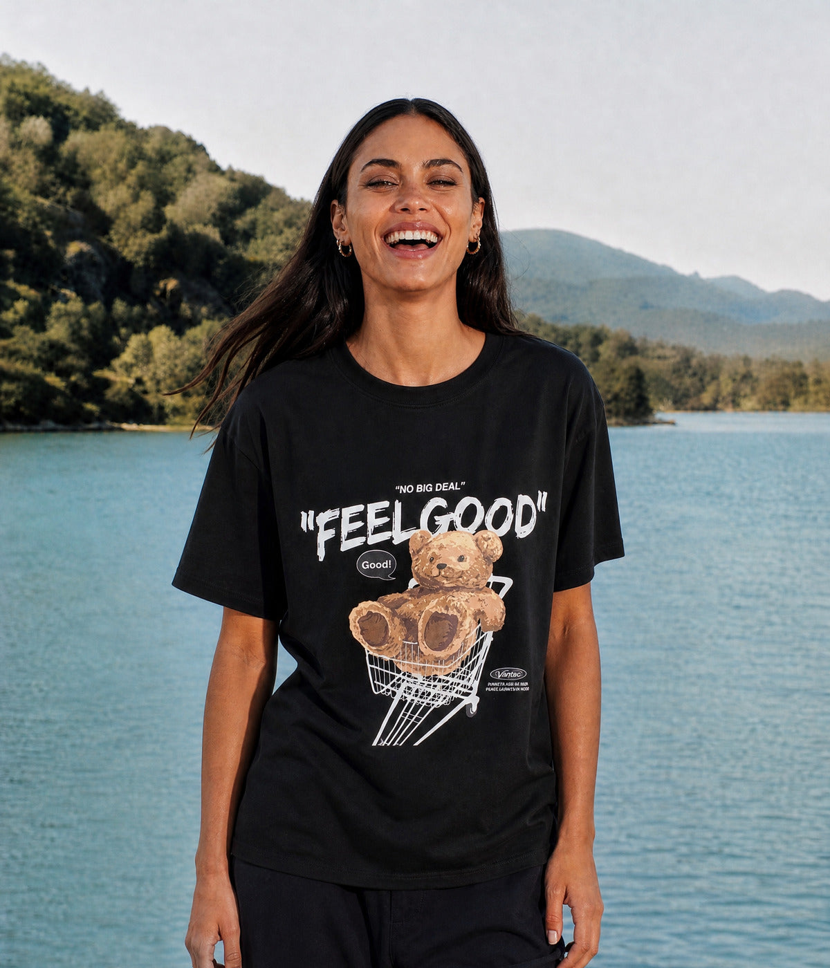 TEDDY SHIRT. BLACK worn by a woman