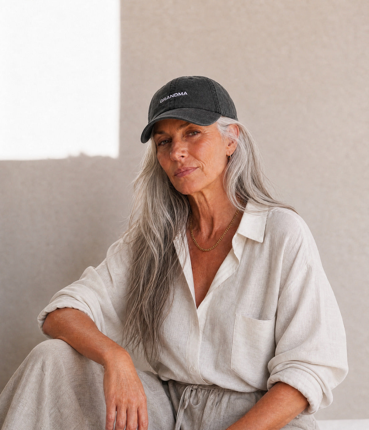 WASHED GRANDMA — BLACK worn