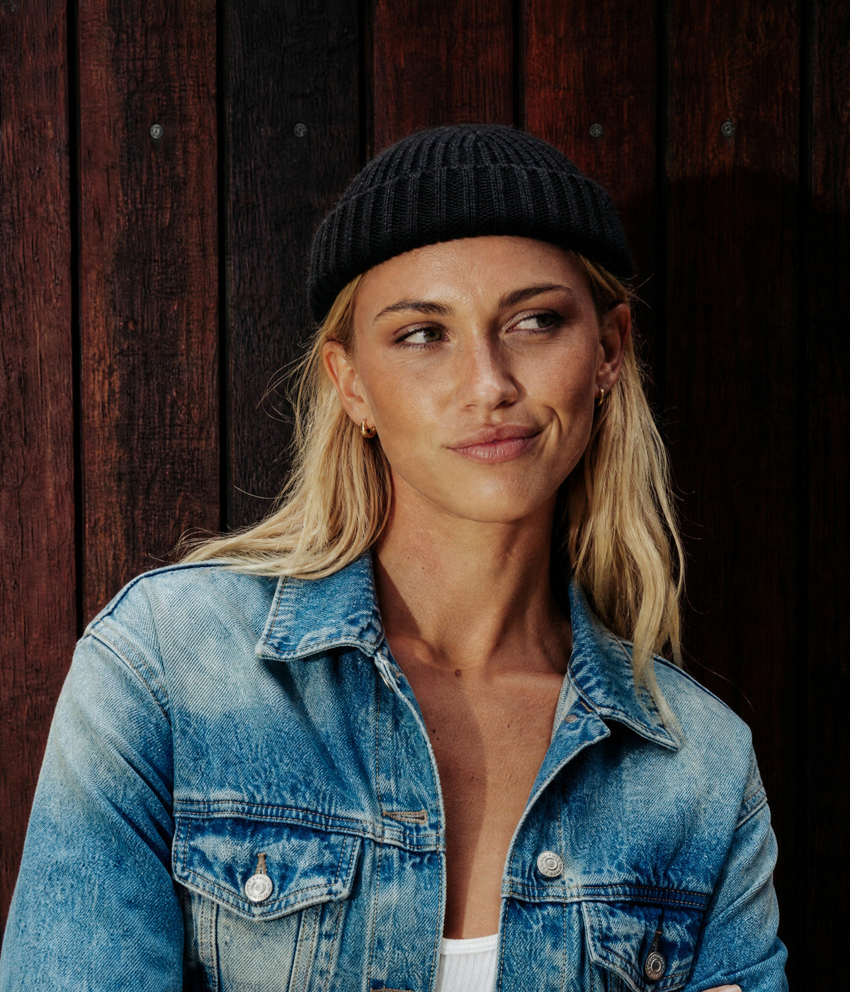 WOOL FISHERMAN BEANIE. — BLACK worn