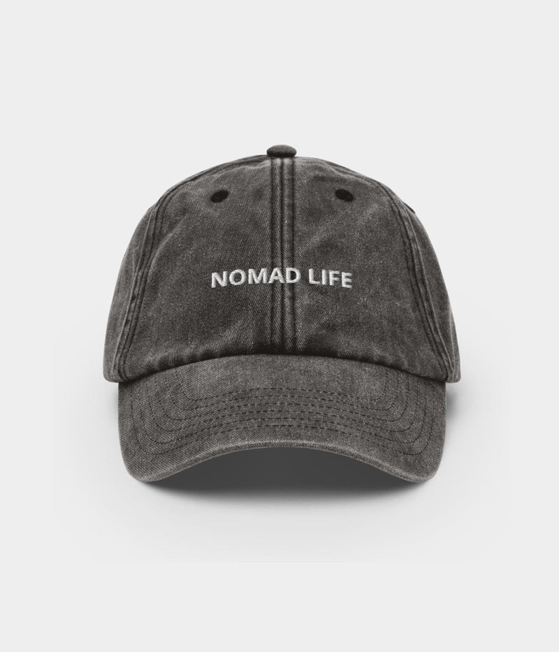 NOMAD LIFE.