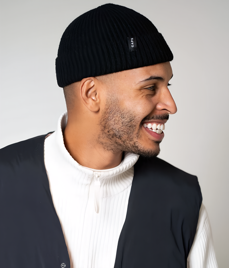 LOGO FISHERMAN BEANIE.-CAPS