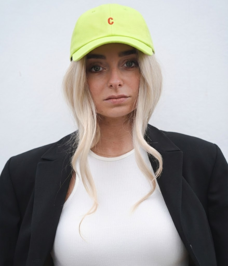 NEON C.
