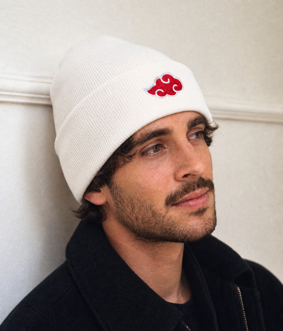 AKATSUKI BEANIE. — WHITE worn