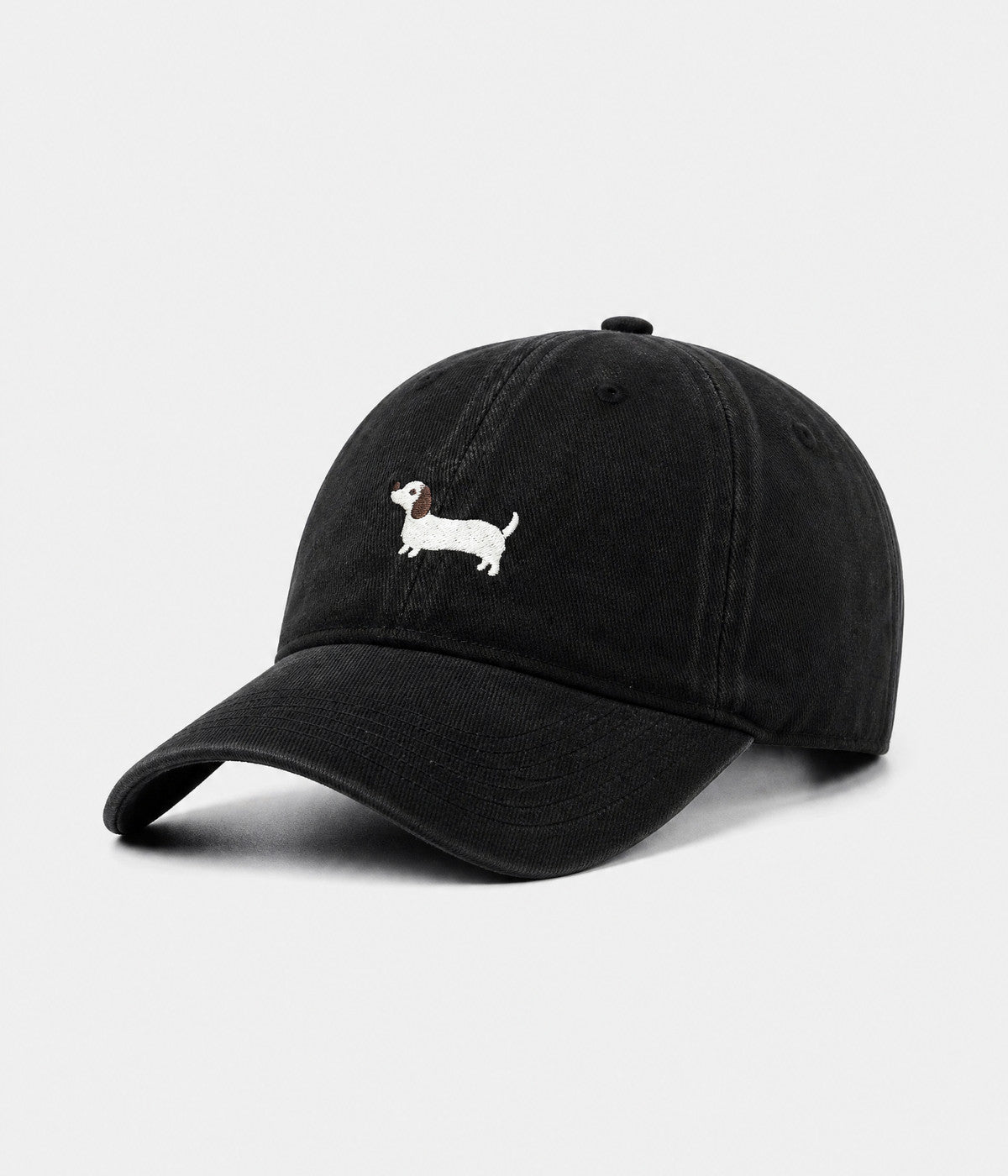 SAUSAGE DOG. washed cotton cap in black, side view