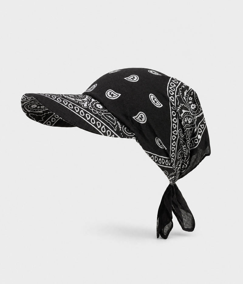 PEAKED BANDANA CAP. peaked paisley bandana cap in black, front view