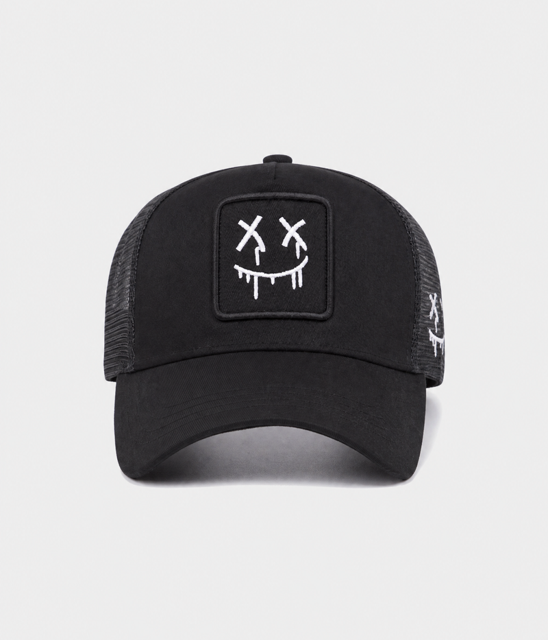DRIP FACE TRUCKER. black front
