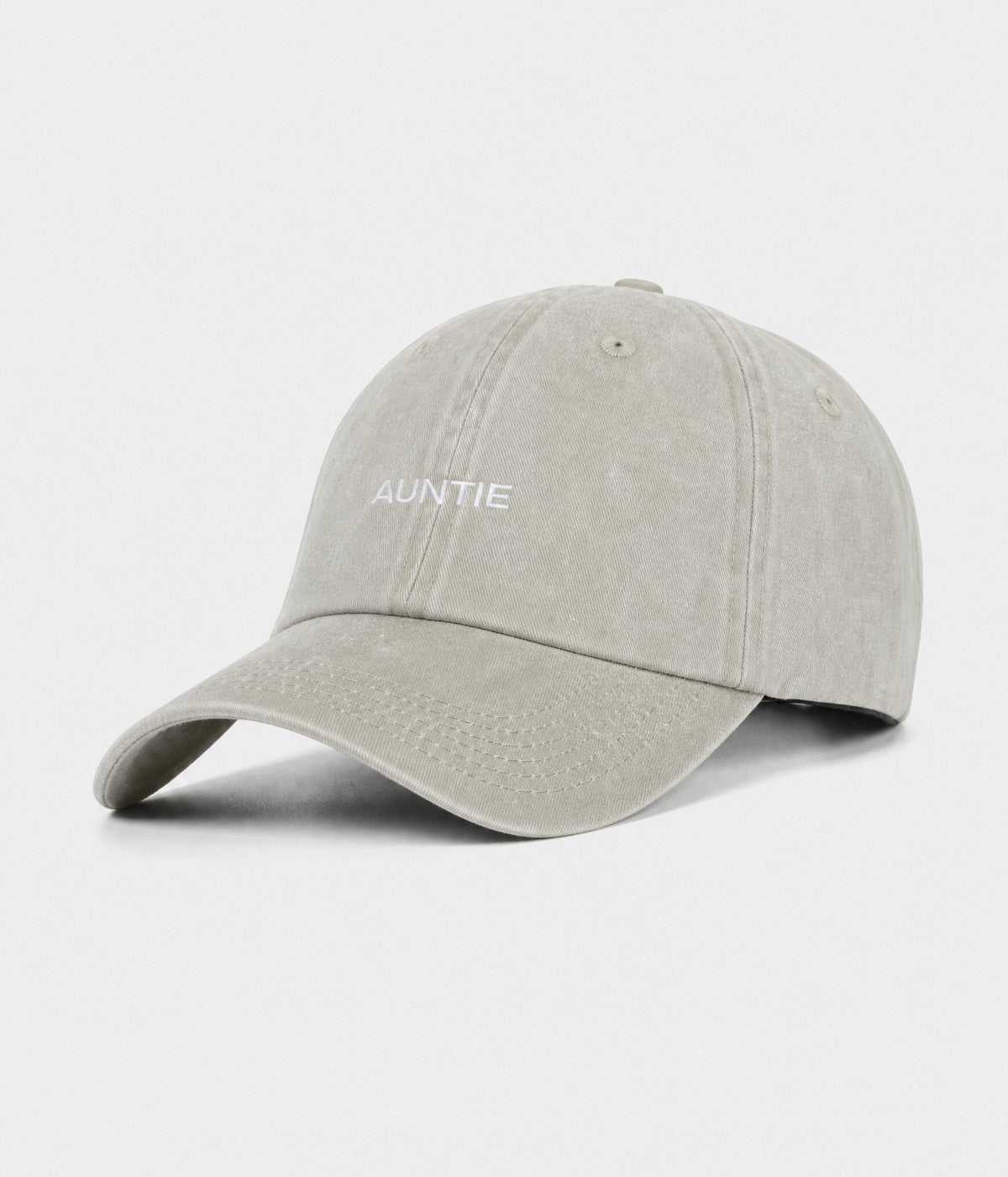 WASHED AUNTIE. washed cotton dad cap in GRAYISH SHEEN, side view