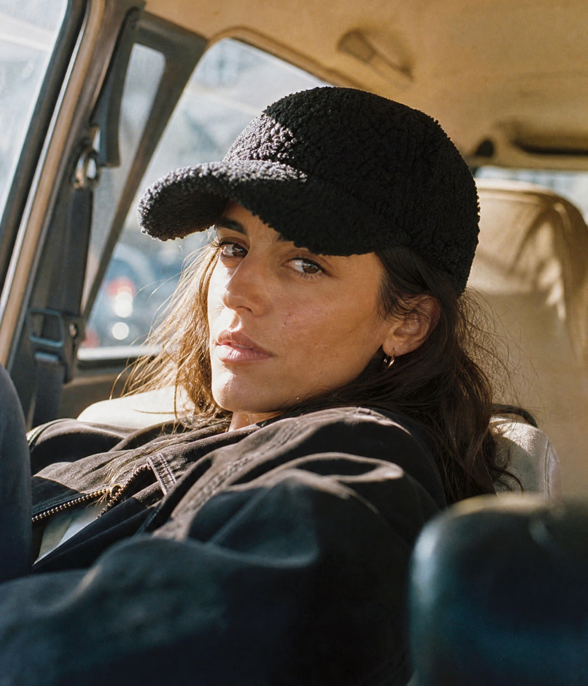 TEDDY CAP. — BLACK worn