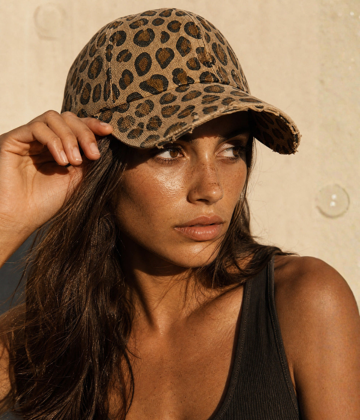 DISTRESSED LEOPARD. — KHAKI worn