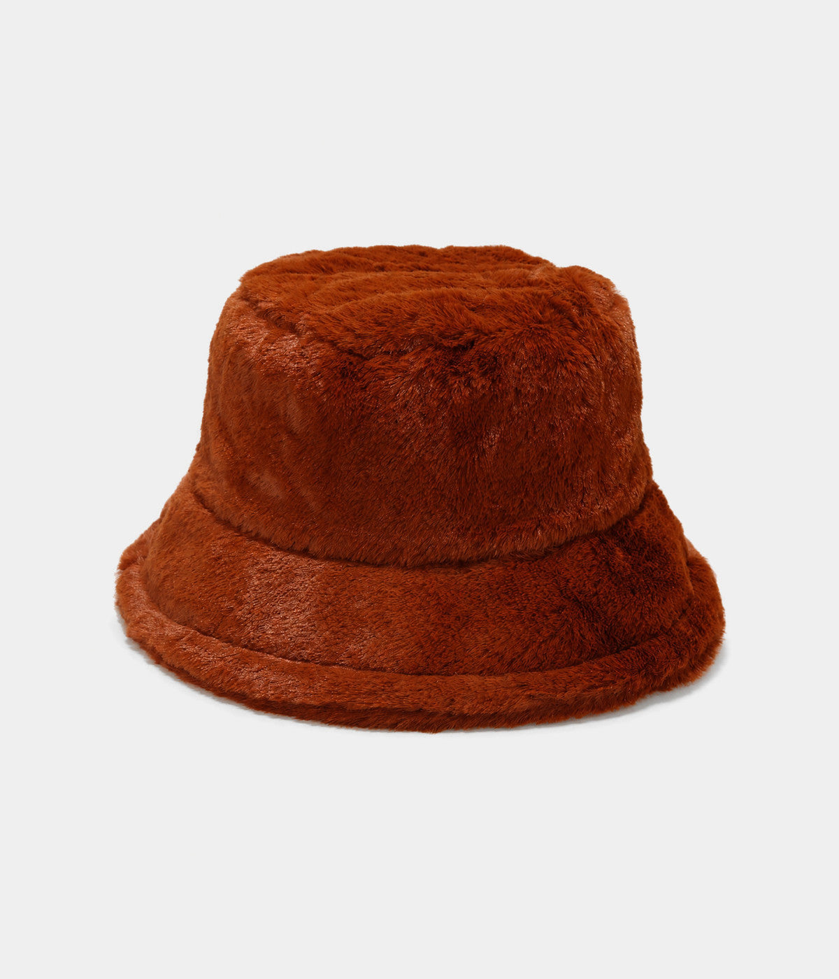 PLUSH BUCKET. faux-fur bucket hat in CARAMEL, front view