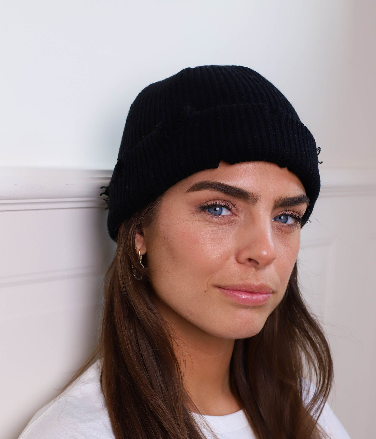 RIPPED FISHERMAN BEANIE 3-PACK. — BLACK worn