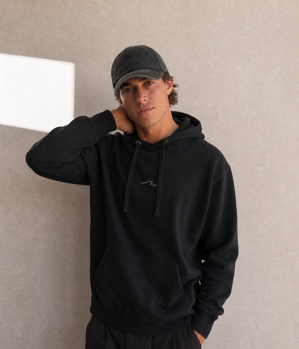 THE WAVE HOODIE. on model