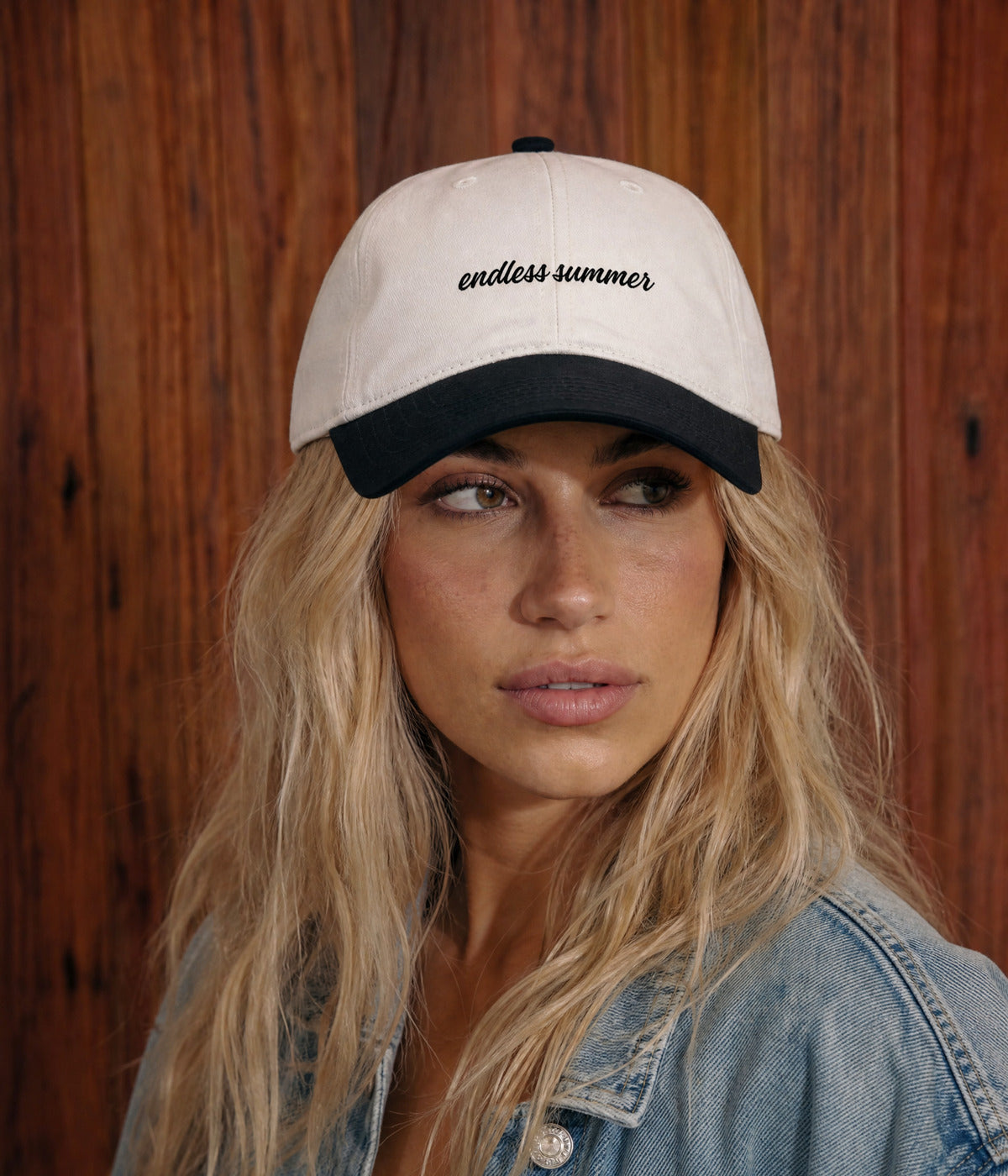 TWO TONE - ENDLESS SUMMER. worn by a woman