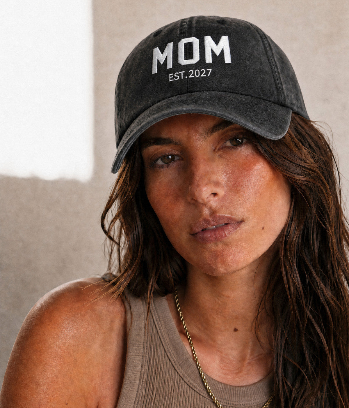 WASHED MOM EST 2027. — BLACK worn